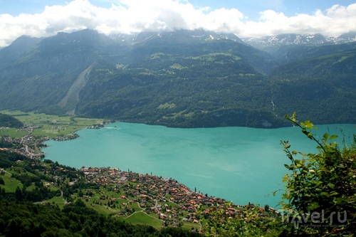 Озеро в Швейцарии / Фото из Швейцарии