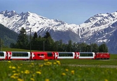 поезд Швейцарских железных дорог.