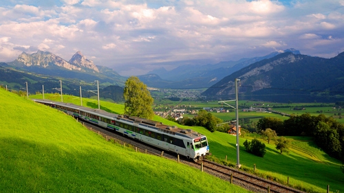 По Швейцарии на панорамных поездах с единым билетом.